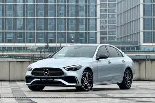 Mercedes-Benz C-Class 2023 C 260 L Hao Night Sports Edition exterior photo 1 Mercedes-Benz C-Class 2023 C 260 L Hao Night Sports Edition exterior photo 1