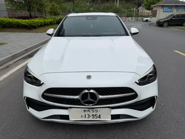Mercedes-Benz C-Class 2024 C 200 L Sports version exterior photo 2 Mercedes-Benz C-Class 2024 C 200 L Sports version exterior photo 2