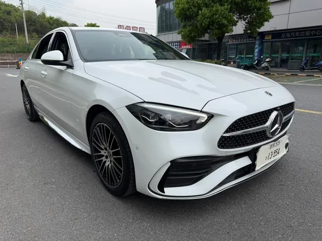 Mercedes-Benz C-Class 2024 C 200 L Sports version exterior photo 3 Mercedes-Benz C-Class 2024 C 200 L Sports version exterior photo 3