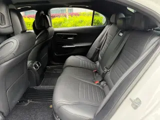 Mercedes-Benz C-Class 2024 C 200 L Sports version exterior photo 4 Mercedes-Benz C-Class 2024 C 200 L Sports version exterior photo 4