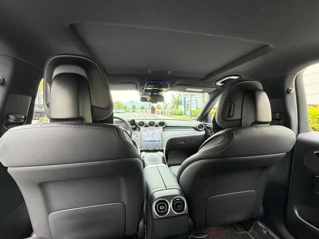 Mercedes-Benz C-Class 2024 C 200 L Sports version exterior photo 8 Mercedes-Benz C-Class 2024 C 200 L Sports version exterior photo 8