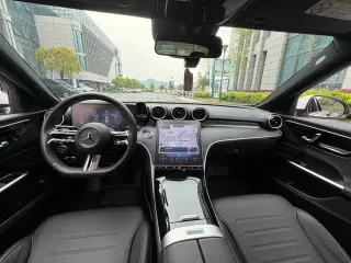 Mercedes-Benz C-Class 2024 C 200 L Sports version interior photo 9 Mercedes-Benz C-Class 2024 C 200 L Sports version interior photo 9