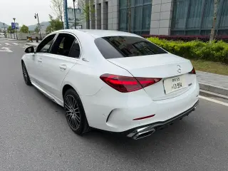 Mercedes-Benz C-Class 2024 C 200 L Sports version interior photo 12 Mercedes-Benz C-Class 2024 C 200 L Sports version interior photo 12