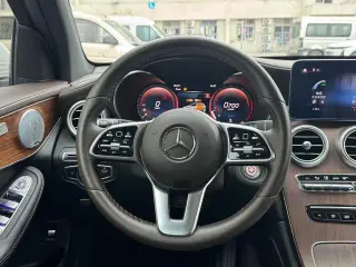 Mercedes-Benz GLC 2021 GLC 300 L 4MATIC Type dynamique intérieur photo 16 Mercedes-Benz GLC 2021 GLC 300 L 4MATIC Type dynamique intérieur photo 16