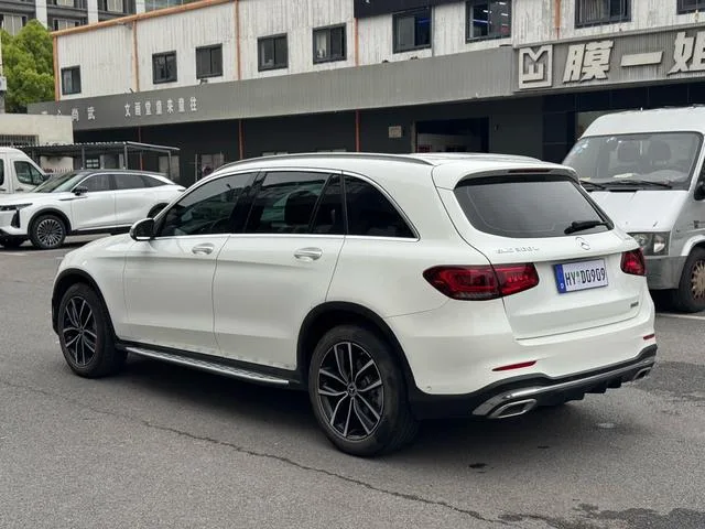 Mercedes-Benz GLC 2021 GLC 300 L 4MATIC Type dynamique intérieur photo 19 Mercedes-Benz GLC 2021 GLC 300 L 4MATIC Type dynamique intérieur photo 19