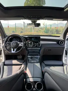 Mercedes-Benz GLC Coupe 2021 GLC 260 4MATIC Coupé SUV intérieur photo 14 Mercedes-Benz GLC Coupe 2021 GLC 260 4MATIC Coupé SUV intérieur photo 14