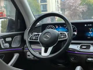 Mercedes-Benz GLS 2021 GLS 450 4MATIC Fashionable interior photo 16 Mercedes-Benz GLS 2021 GLS 450 4MATIC Fashionable interior photo 16