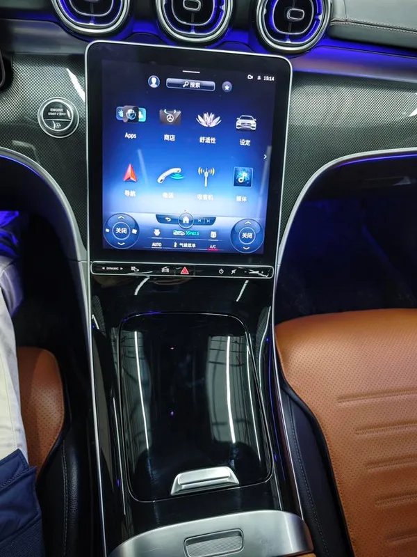 Mercedes-Benz C-Class 2022 C 260 L Sports version interior photo 18 Mercedes-Benz C-Class 2022 C 260 L Sports version interior photo 18