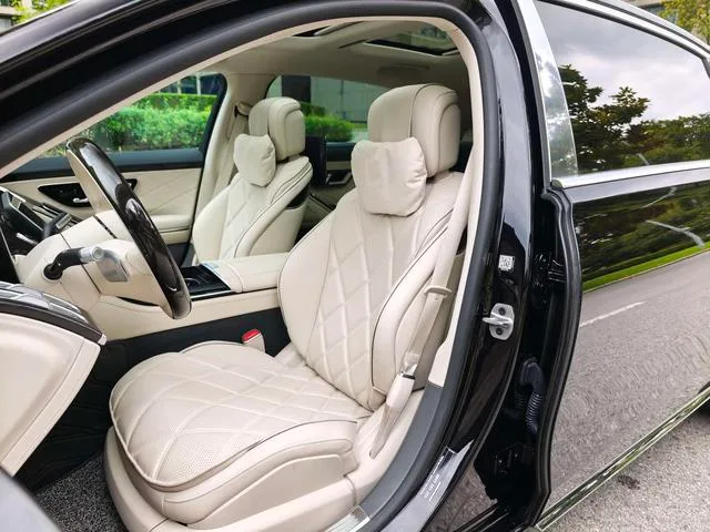 Mercedes-Benz Mercedes-Maybach S-Class 2025 S 480 4MATIC interior photo 11 Mercedes-Benz Mercedes-Maybach S-Class 2025 S 480 4MATIC interior photo 11