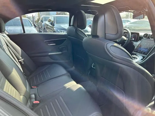 Mercedes-Benz C-Class 2022 Restyling C 200 L Sports version interior photo 13 Mercedes-Benz C-Class 2022 Restyling C 200 L Sports version interior photo 13