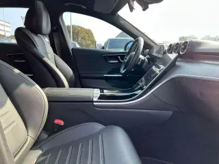 Mercedes-Benz C-Class 2022 Restyling C 200 L Sports version interior photo 15 Mercedes-Benz C-Class 2022 Restyling C 200 L Sports version interior photo 15