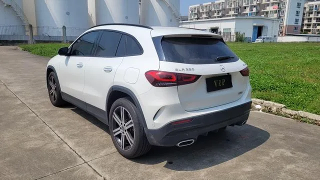 Mercedes-Benz GLA 2022 GLA 220 4MATIC exterior photo 5 Mercedes-Benz GLA 2022 GLA 220 4MATIC exterior photo 5