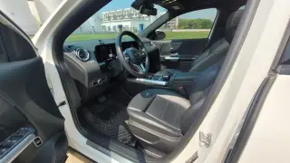 Mercedes-Benz GLA 2022 GLA 220 4MATIC interior photo 13 Mercedes-Benz GLA 2022 GLA 220 4MATIC interior photo 13