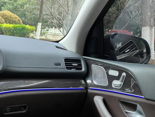 Mercedes-Benz GLE (Imported) 2023 GLE 350 4MATIC Fashionable interior photo 20