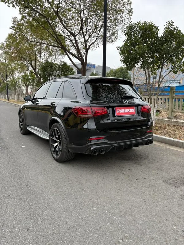 Mercedes-Benz GLC AMG 2022 AMG GLC 43 4MATIC interior foto 16