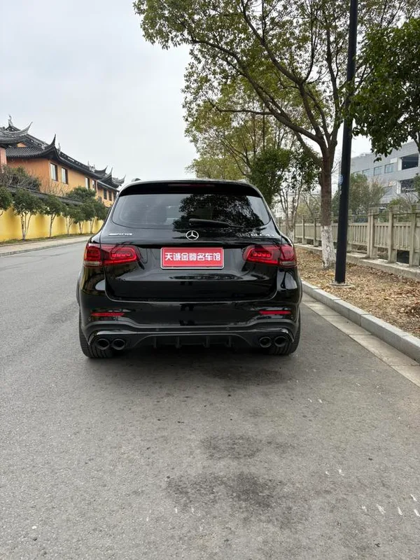 Mercedes-Benz GLC AMG 2022 AMG GLC 43 4MATIC interior foto 17