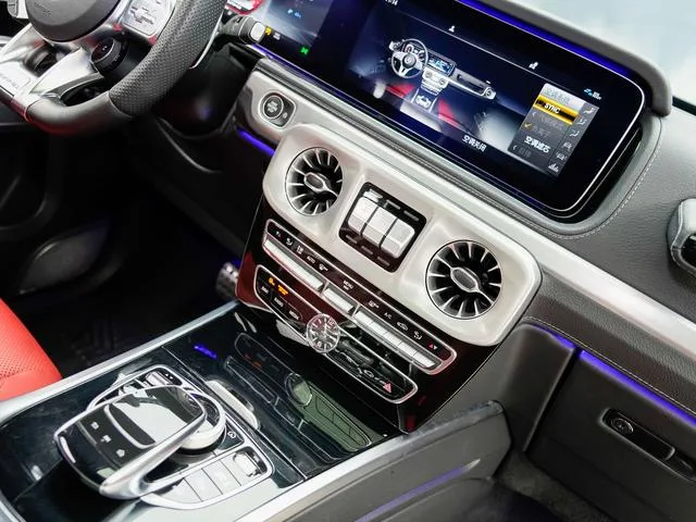 Mercedes-Benz Mercedes-AMG G-Class 2023 AMG G 63 interior foto 16 Mercedes-Benz Mercedes-AMG G-Class 2023 AMG G 63 interior foto 16