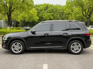 Mercedes-Benz GLB 2023 GLB 200 Fashionable exterior photo 2 Mercedes-Benz GLB 2023 GLB 200 Fashionable exterior photo 2