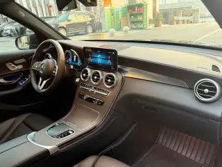 Mercedes-Benz GLC 2021 GLC 260 L 4MATIC Type de luxe intérieur photo 11 Mercedes-Benz GLC 2021 GLC 260 L 4MATIC Type de luxe intérieur photo 11