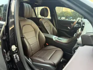 Mercedes-Benz GLC 2021 GLC 260 L 4MATIC Type de luxe intérieur photo 16 Mercedes-Benz GLC 2021 GLC 260 L 4MATIC Type de luxe intérieur photo 16