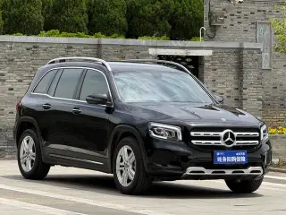 Mercedes-Benz GLB 2023 GLB 220 Type dynamique extérieur photo 3 Mercedes-Benz GLB 2023 GLB 220 Type dynamique extérieur photo 3