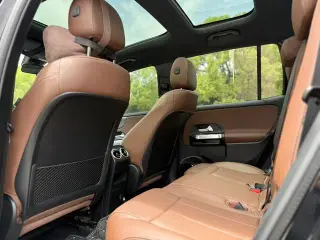 Mercedes-Benz GLB 2023 GLB 220 Type dynamique extérieur photo 7 Mercedes-Benz GLB 2023 GLB 220 Type dynamique extérieur photo 7