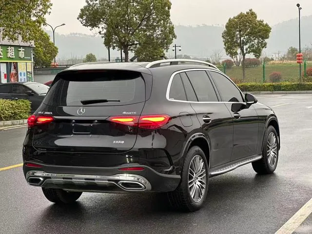 Mercedes-Benz GLC 2024 GLC 300 L 4MATIC Dynamic 5 seat exterior photo 7 Mercedes-Benz GLC 2024 GLC 300 L 4MATIC Dynamic 5 seat exterior photo 7