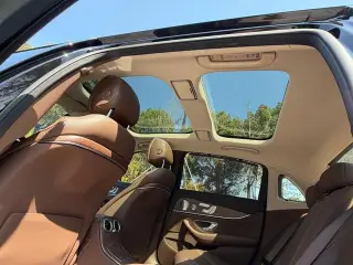 Mercedes-Benz E-Class 2023 E 300 L Luxury type Passenger car interior photo 15
