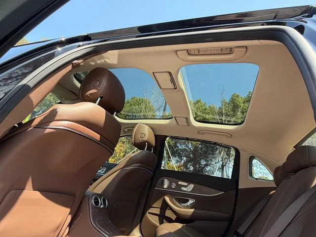 Mercedes-Benz E-Class 2023 E 300 L Luxury type Passenger car interior photo 15