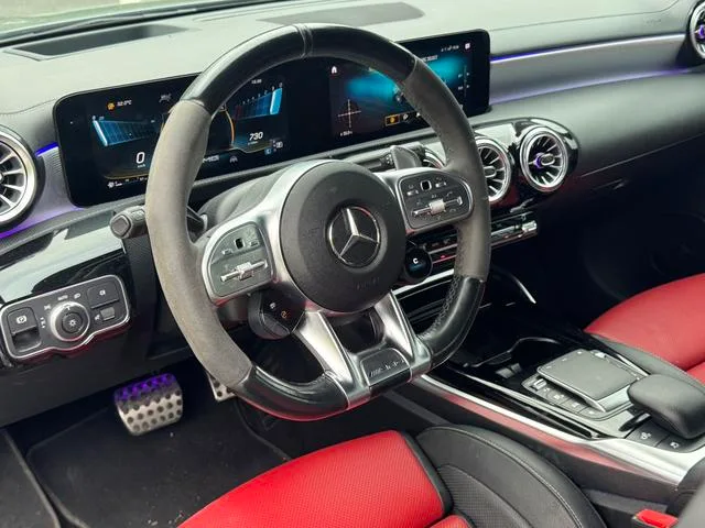 Mercedes-Benz Mercedes-AMG A-Class 2020 AMG A 45 4MATIC intérieur photo 8