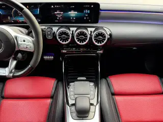 Mercedes-Benz Mercedes-AMG A-Class 2020 AMG A 45 4MATIC intérieur photo 12