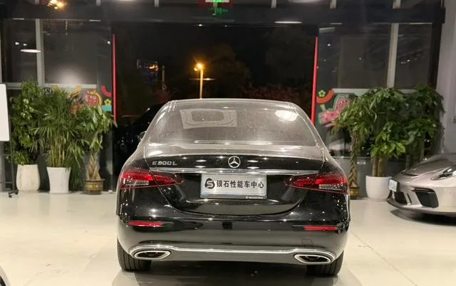 Mercedes-Benz E-Class 2023 E 300 L Luxury type Passenger car exterior photo 4 Mercedes-Benz E-Class 2023 E 300 L Luxury type Passenger car exterior photo 4