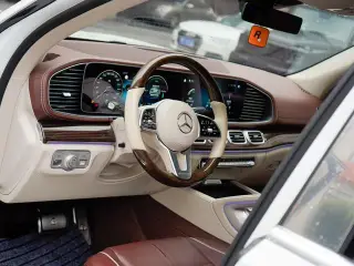 Mercedes-Benz Maybach GLS 2022 GLS 480 4MATIC interior foto 11 Mercedes-Benz Maybach GLS 2022 GLS 480 4MATIC interior foto 11