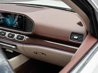 Mercedes-Benz Maybach GLS 2022 GLS 480 4MATIC interior foto 14 Mercedes-Benz Maybach GLS 2022 GLS 480 4MATIC interior foto 14