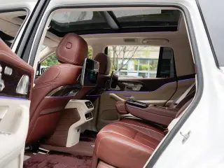 Mercedes-Benz Maybach GLS 2022 GLS 480 4MATIC interior foto 16 Mercedes-Benz Maybach GLS 2022 GLS 480 4MATIC interior foto 16