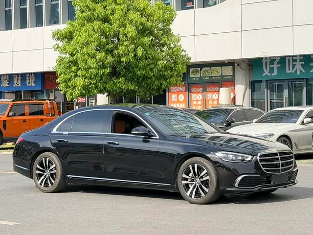Mercedes-Benz S-Class 2023 S 400 L Luxury type exterior photo 3 Mercedes-Benz S-Class 2023 S 400 L Luxury type exterior photo 3
