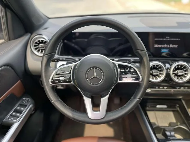Mercedes-Benz GLB 2022 Restyling GLB 200 Fashionable interior photo 18 Mercedes-Benz GLB 2022 Restyling GLB 200 Fashionable interior photo 18