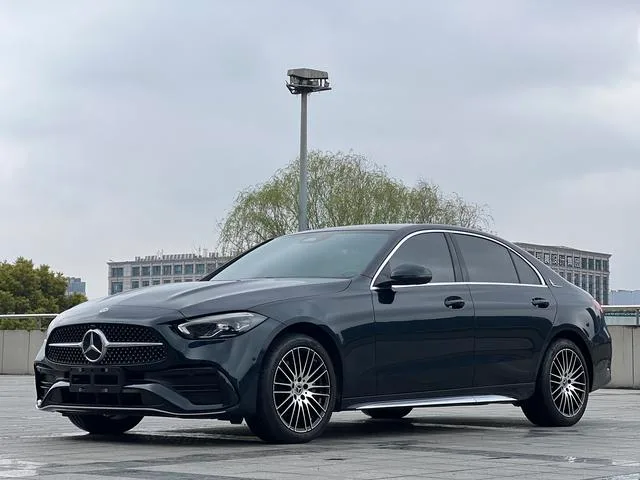 Mercedes-Benz C-Class 2022 Restyling C 260 L Sports version exterior photo 1 Mercedes-Benz C-Class 2022 Restyling C 260 L Sports version exterior photo 1