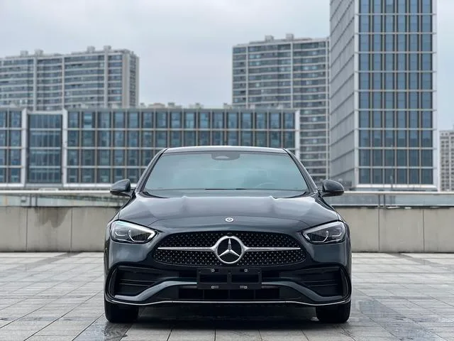 Mercedes-Benz C-Class 2022 Restyling C 260 L Sports version exterior photo 2 Mercedes-Benz C-Class 2022 Restyling C 260 L Sports version exterior photo 2