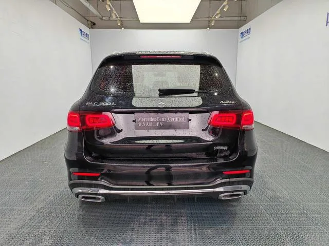 Mercedes-Benz GLC 2021 GLC 260 L 4MATIC Luxury type exterior photo 5 Mercedes-Benz GLC 2021 GLC 260 L 4MATIC Luxury type exterior photo 5