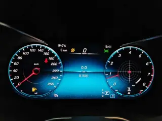 Mercedes-Benz GLC 2021 GLC 260 L 4MATIC Luxury type exterior photo 8 Mercedes-Benz GLC 2021 GLC 260 L 4MATIC Luxury type exterior photo 8