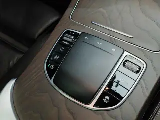 Mercedes-Benz GLC 2021 GLC 260 L 4MATIC Luxury type interior photo 16 Mercedes-Benz GLC 2021 GLC 260 L 4MATIC Luxury type interior photo 16