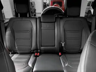 Mercedes-Benz G-Class 2022 G 500 interior photo 10 Mercedes-Benz G-Class 2022 G 500 interior photo 10