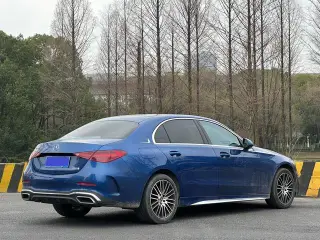 Mercedes-Benz C-Class 2022 C 260 L Versión deportiva exterior foto 7 Mercedes-Benz C-Class 2022 C 260 L Versión deportiva exterior foto 7
