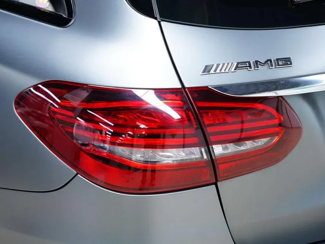 Mercedes-Benz C-Class AMG 2019 AMG C 43 4MATIC Touring Sedan Special Edition exterior photo 4 Mercedes-Benz C-Class AMG 2019 AMG C 43 4MATIC Touring Sedan Special Edition exterior photo 4