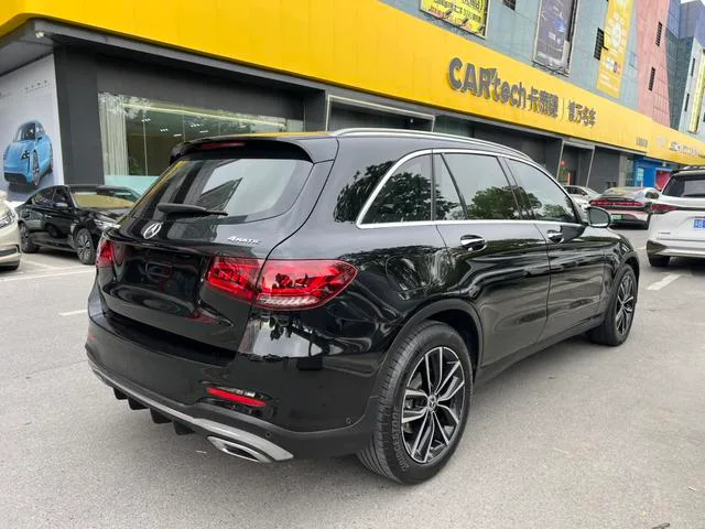 Mercedes-Benz GLC 2022 GLC 260 L 4MATIC Luxury type exterior photo 7 Mercedes-Benz GLC 2022 GLC 260 L 4MATIC Luxury type exterior photo 7