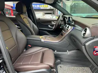 Mercedes-Benz GLC 2022 GLC 260 L 4MATIC Luxury type interior photo 12 Mercedes-Benz GLC 2022 GLC 260 L 4MATIC Luxury type interior photo 12