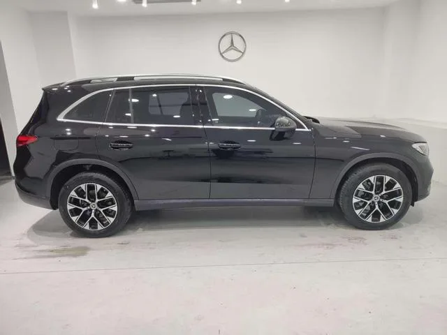 Mercedes-Benz GLC 2024 GLC 260 L 4MATIC Dinámico 5 Asiento interior foto 11 Mercedes-Benz GLC 2024 GLC 260 L 4MATIC Dinámico 5 Asiento interior foto 11