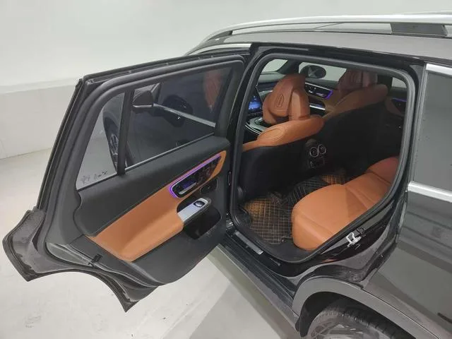 Mercedes-Benz GLC 2024 GLC 260 L 4MATIC Dinámico 5 Asiento interior foto 20 Mercedes-Benz GLC 2024 GLC 260 L 4MATIC Dinámico 5 Asiento interior foto 20