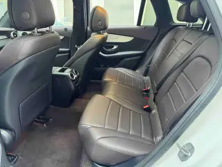 Mercedes-Benz GLC 2022 GLC 260 L 4MATIC Dinámico interior foto 14